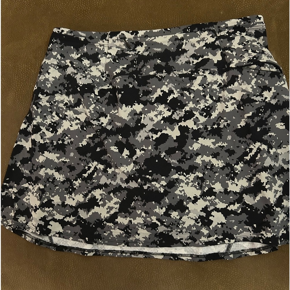 IBKUL Black/White Camo Skort